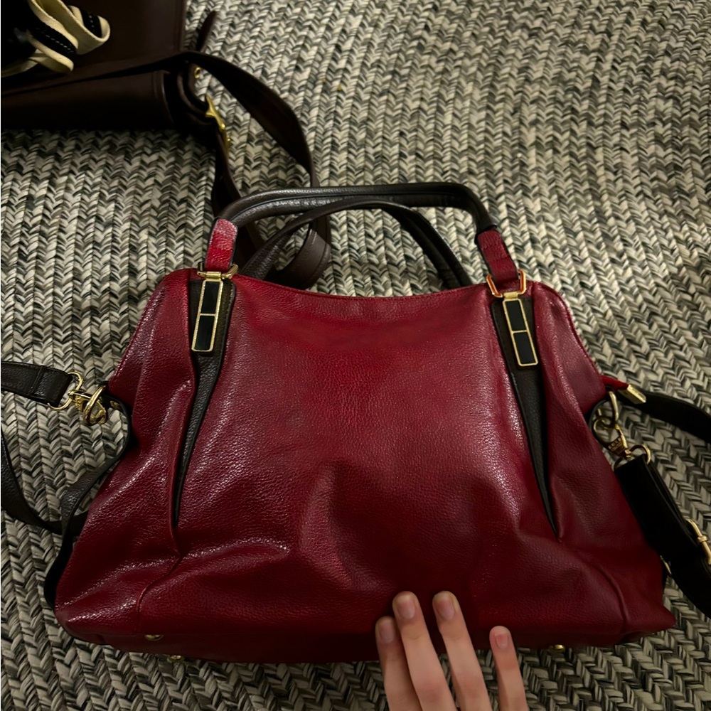 BEAUTIFUL RED LEATHER BAG!! - Picture 1 of 4